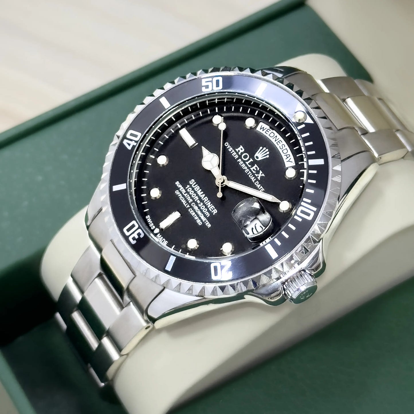 ROLEX SUBMARINER LUMINISCENCIA ESTUCHE