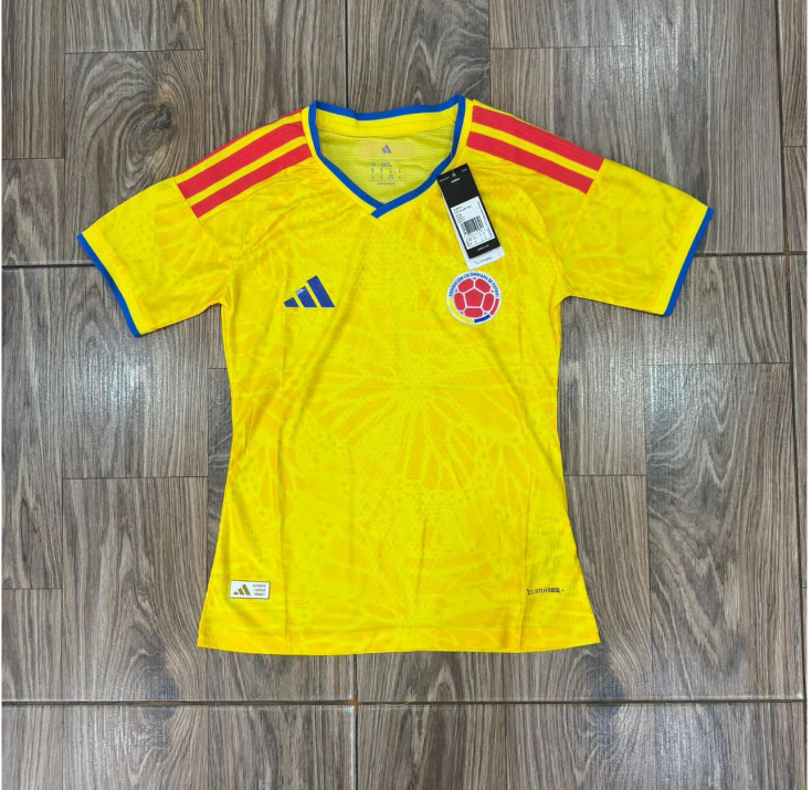 CAMISETA COLOMBIA BORDADA 1.1